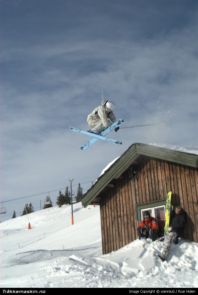 TRYKK FOR � LUKKE VINDUET