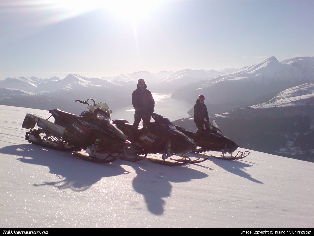 TRYKK FOR � LUKKE VINDUET