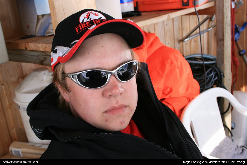 TRYKK FOR � LUKKE VINDUET