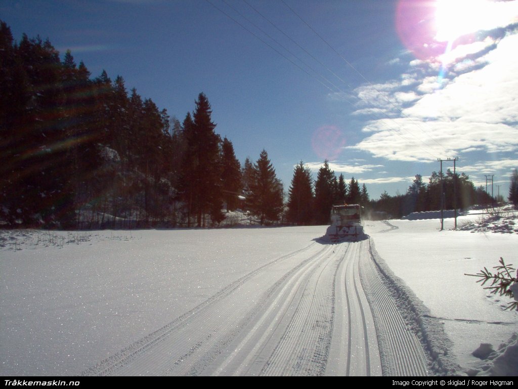 TRYKK FOR � LUKKE VINDUET
