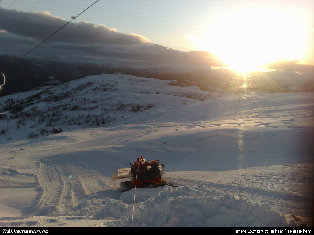 TRYKK FOR � LUKKE VINDUET