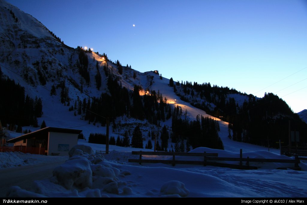 TRYKK FOR � LUKKE VINDUET