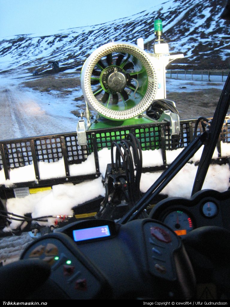 TRYKK FOR � LUKKE VINDUET