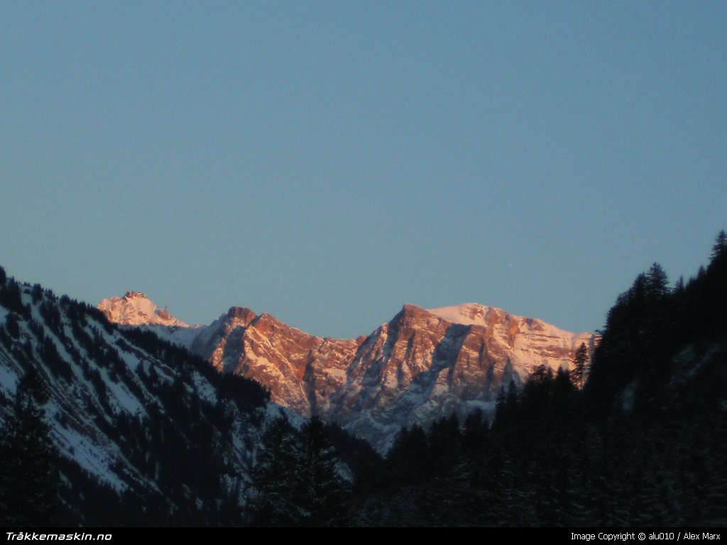 TRYKK FOR � LUKKE VINDUET