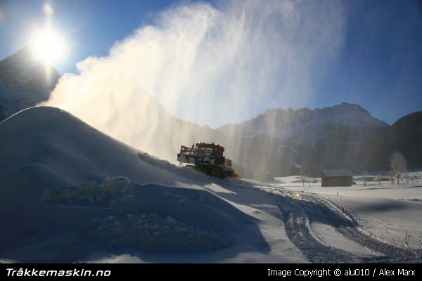 TRYKK FOR � LUKKE VINDUET