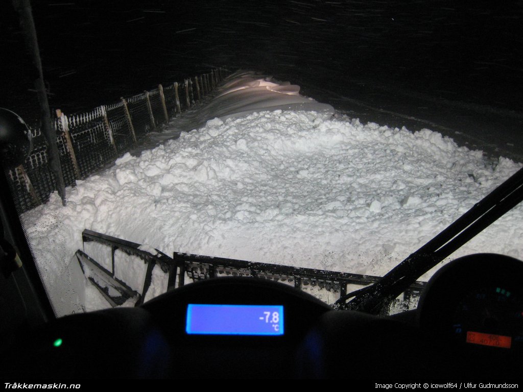 TRYKK FOR � LUKKE VINDUET