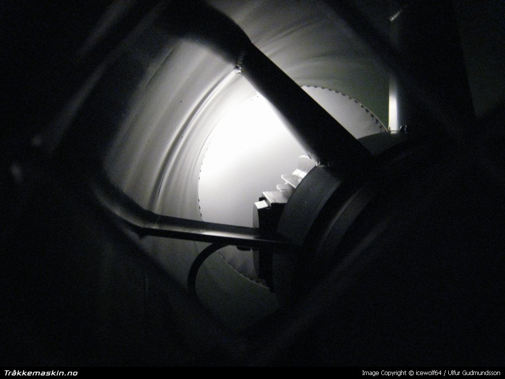 TRYKK FOR � LUKKE VINDUET