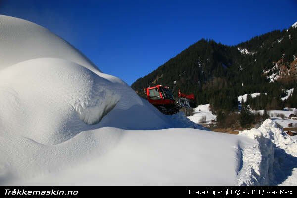 TRYKK FOR � LUKKE VINDUET