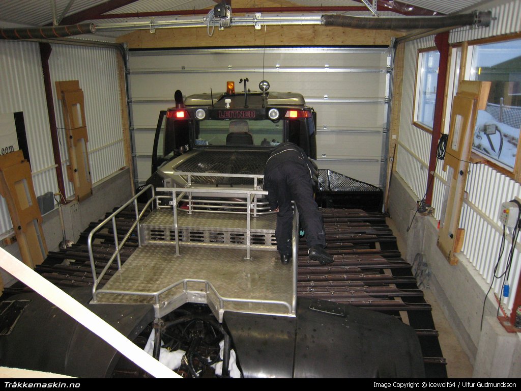 TRYKK FOR � LUKKE VINDUET