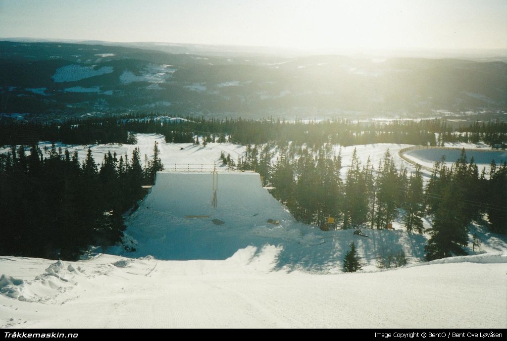 TRYKK FOR � LUKKE VINDUET