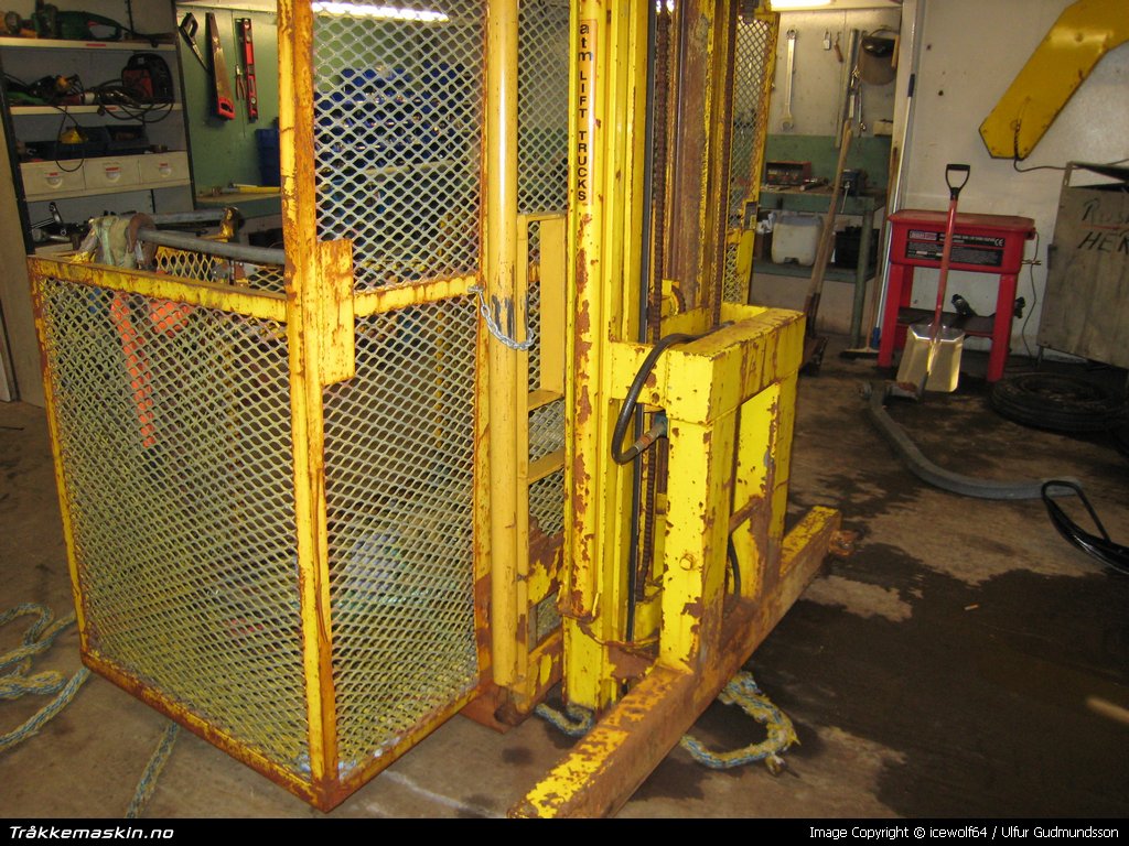 TRYKK FOR � LUKKE VINDUET