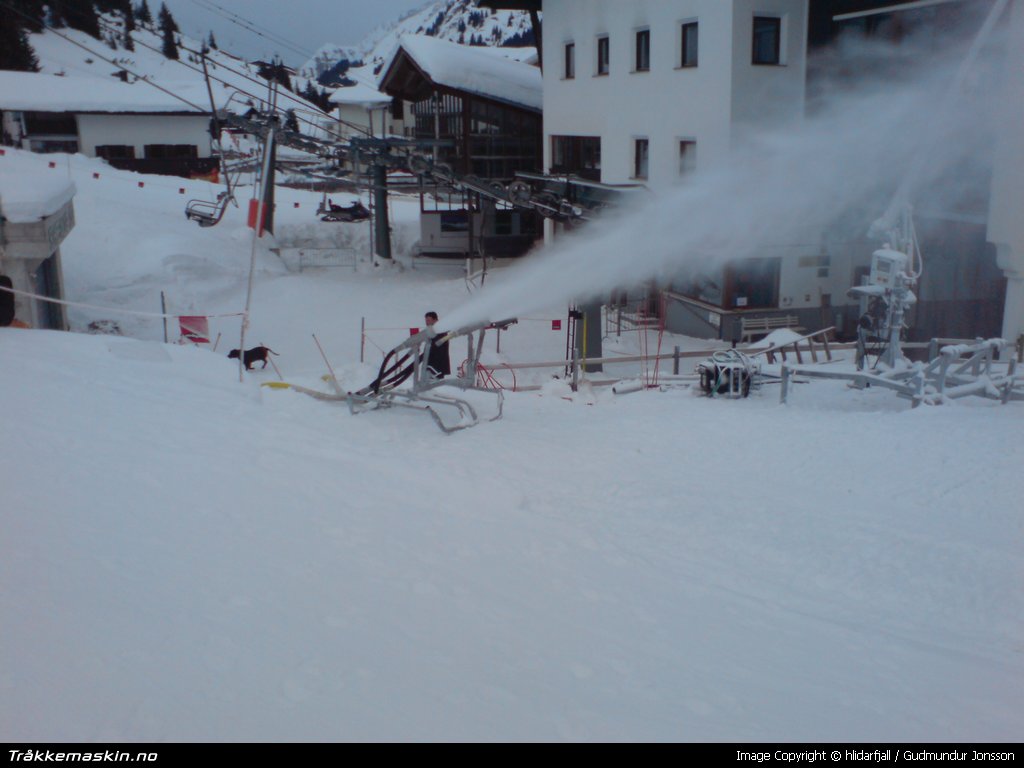 TRYKK FOR � LUKKE VINDUET