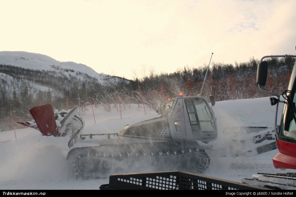 TRYKK FOR � LUKKE VINDUET