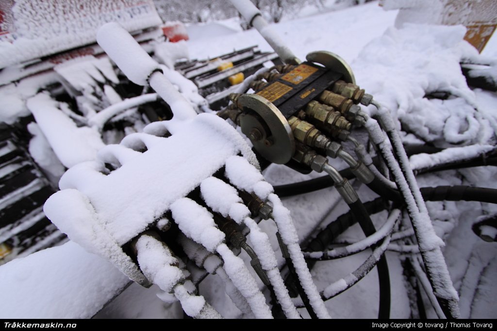 TRYKK FOR � LUKKE VINDUET