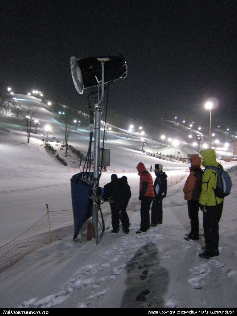 TRYKK FOR � LUKKE VINDUET