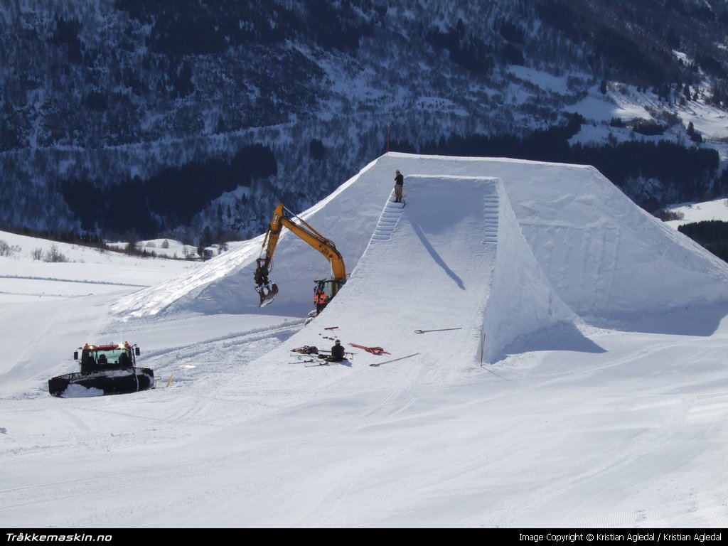 TRYKK FOR � LUKKE VINDUET