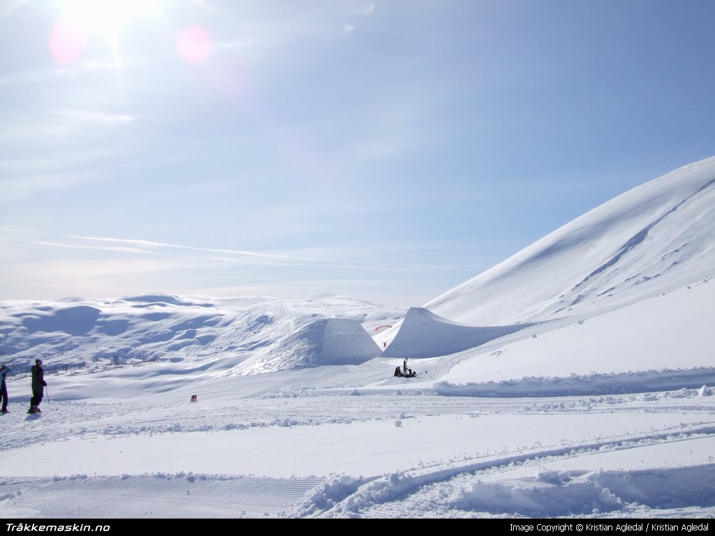 TRYKK FOR � LUKKE VINDUET