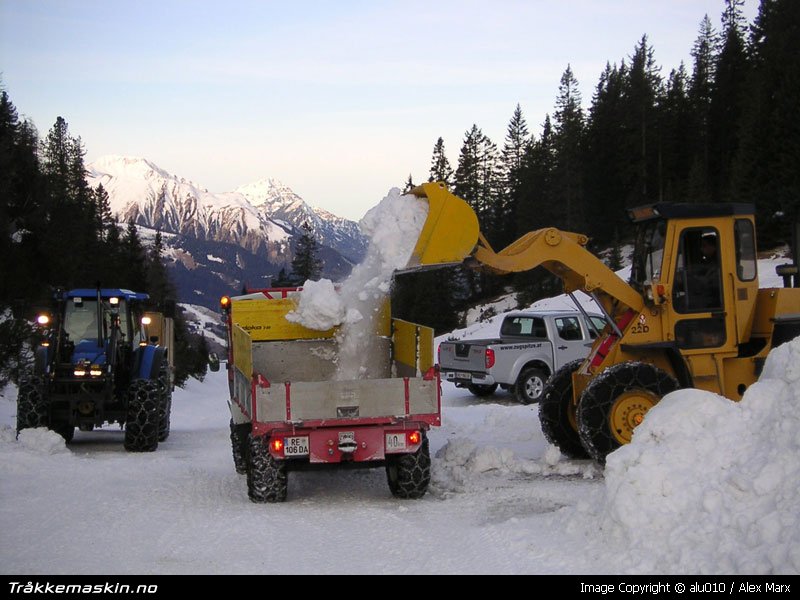 TRYKK FOR � LUKKE VINDUET