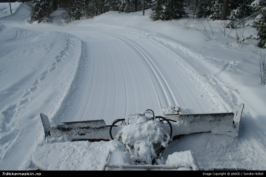 TRYKK FOR � LUKKE VINDUET