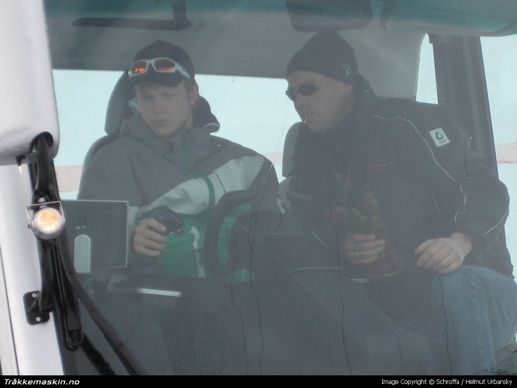 TRYKK FOR � LUKKE VINDUET