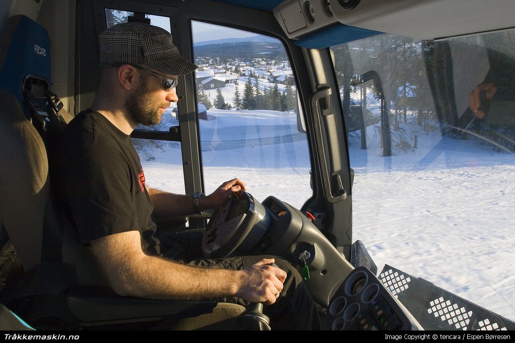 TRYKK FOR � LUKKE VINDUET