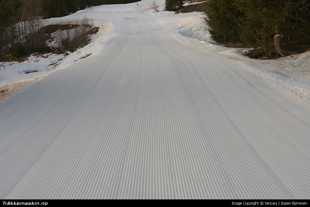 TRYKK FOR � LUKKE VINDUET