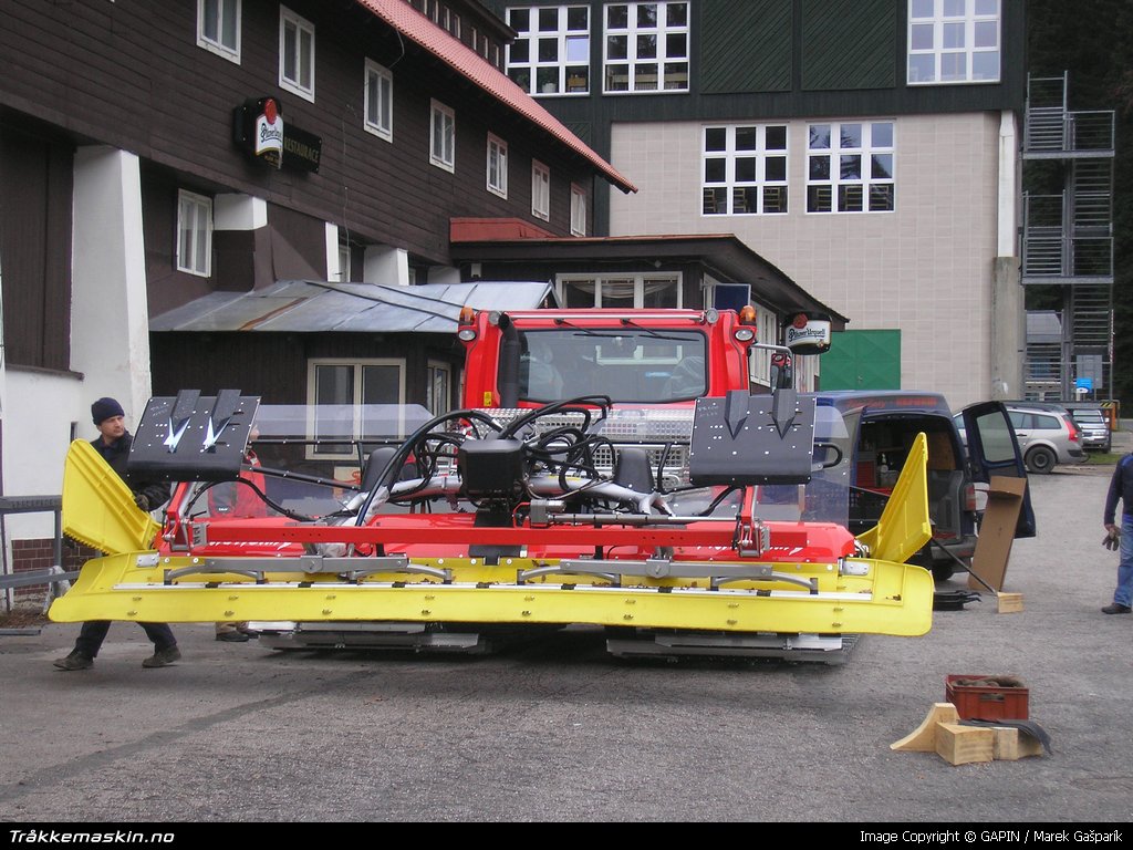 TRYKK FOR � LUKKE VINDUET
