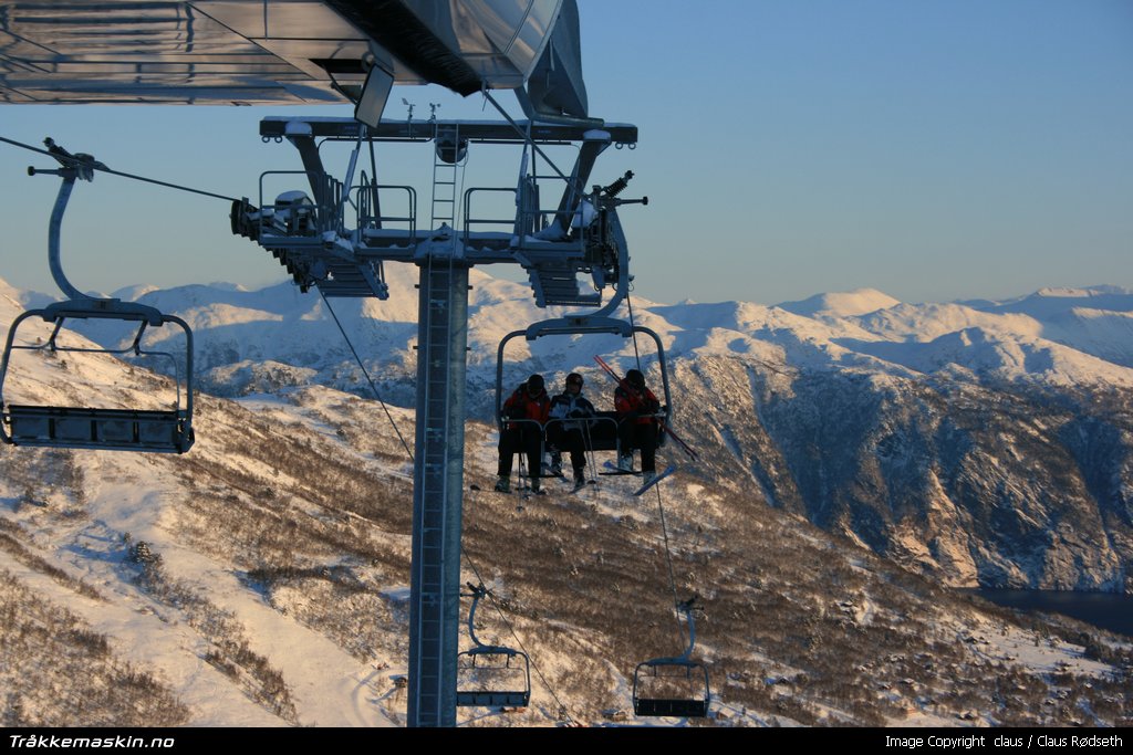 TRYKK FOR � LUKKE VINDUET