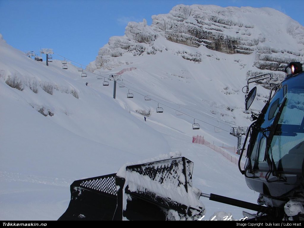 TRYKK FOR � LUKKE VINDUET