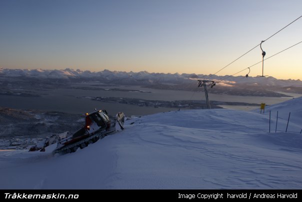 TRYKK FOR � LUKKE VINDUET