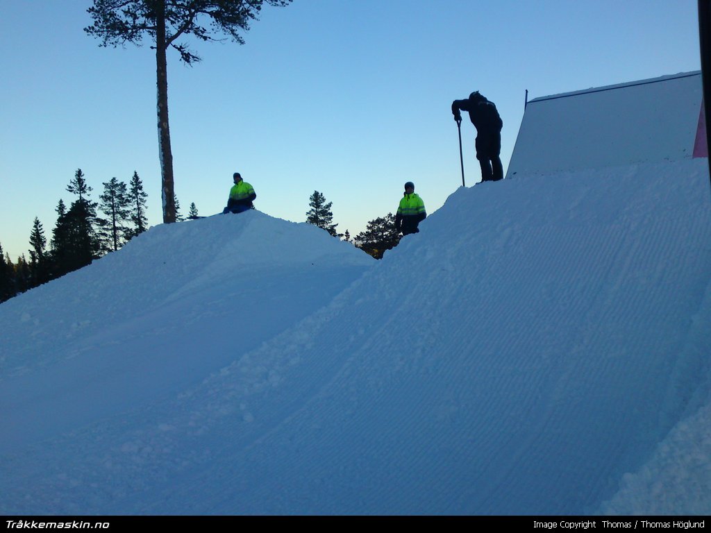 TRYKK FOR � LUKKE VINDUET