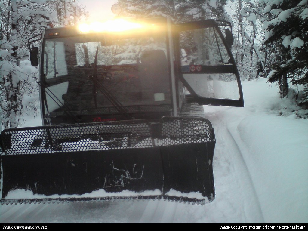 TRYKK FOR � LUKKE VINDUET
