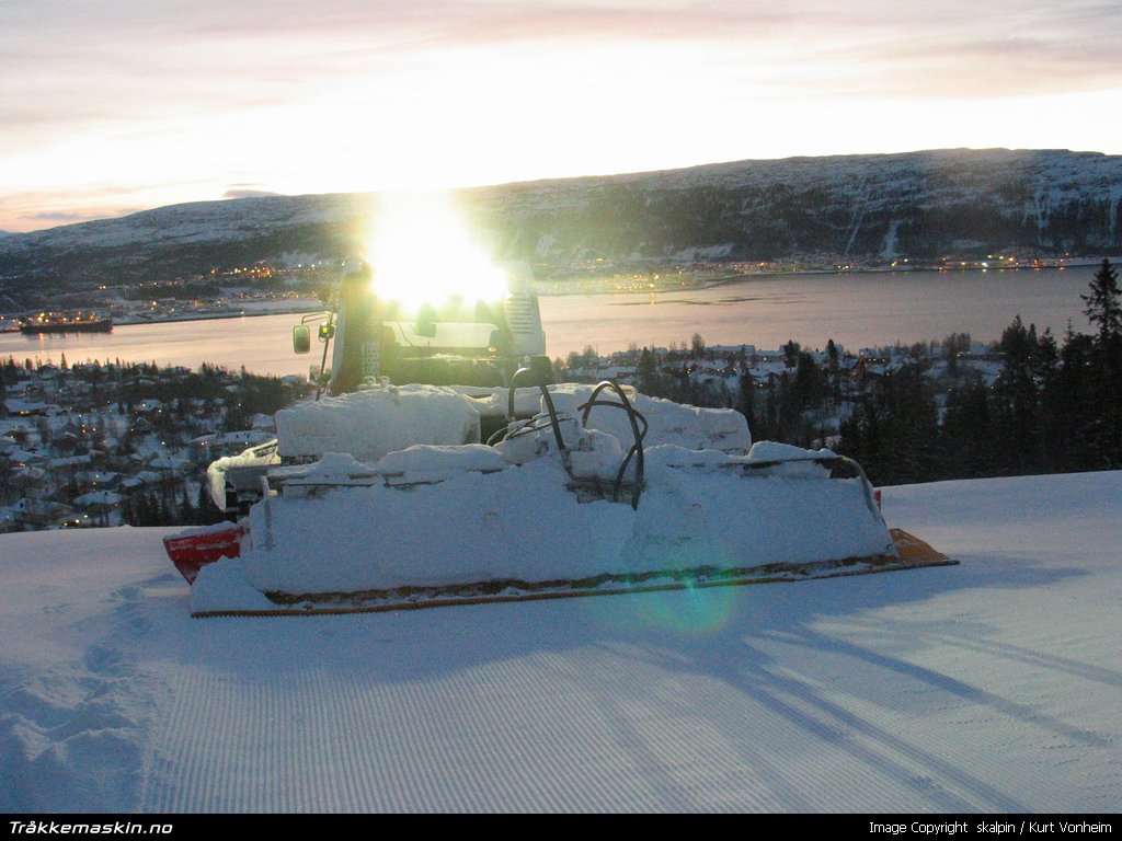 TRYKK FOR � LUKKE VINDUET