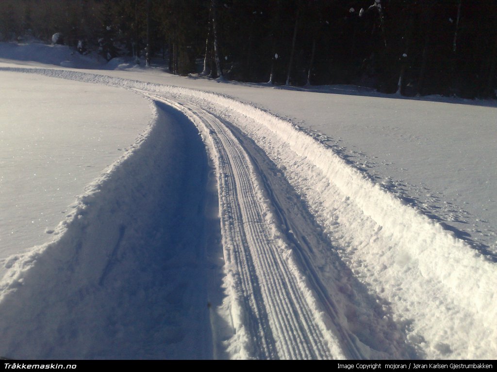 TRYKK FOR � LUKKE VINDUET