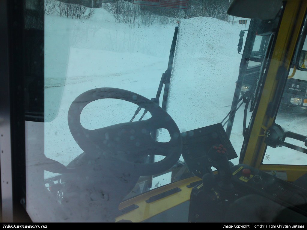 TRYKK FOR � LUKKE VINDUET