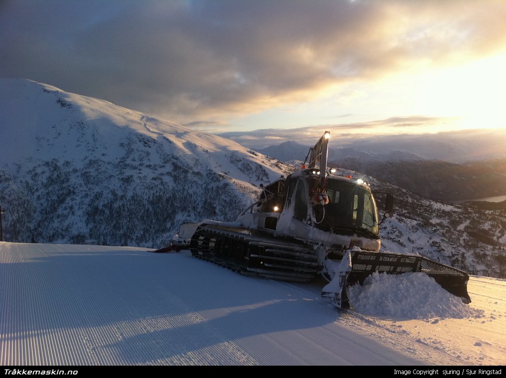 TRYKK FOR � LUKKE VINDUET