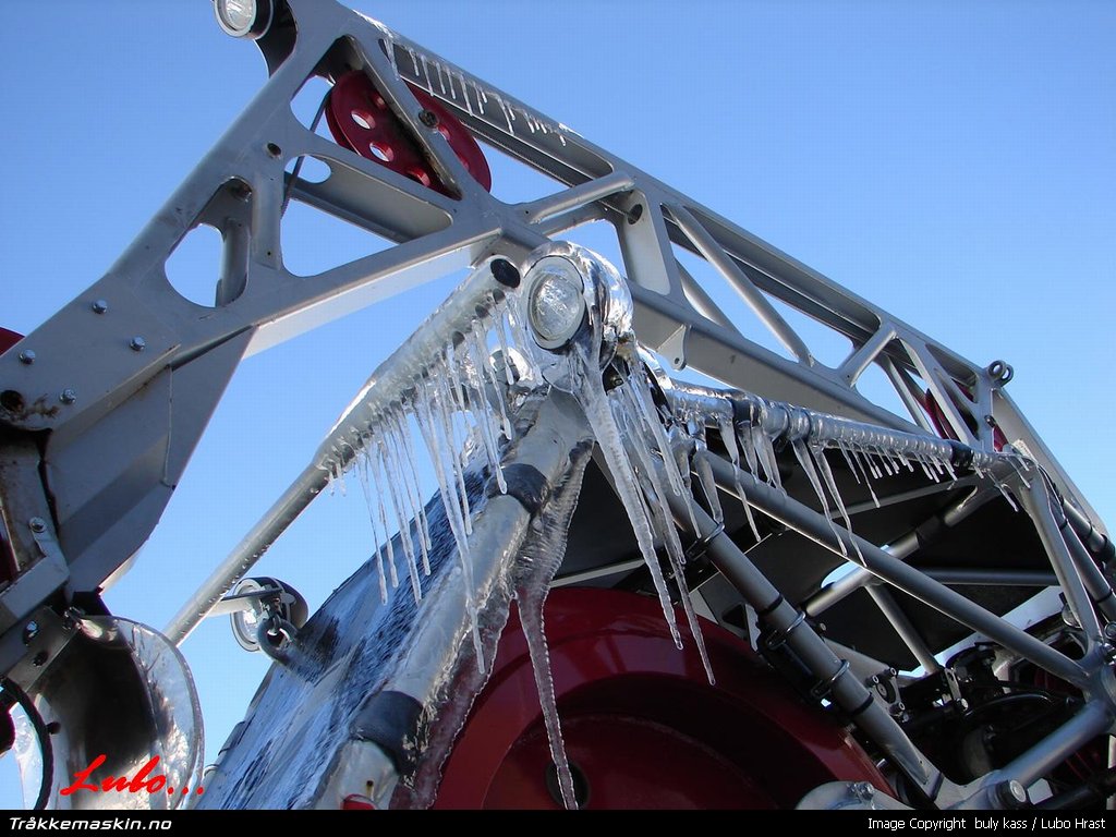 TRYKK FOR � LUKKE VINDUET