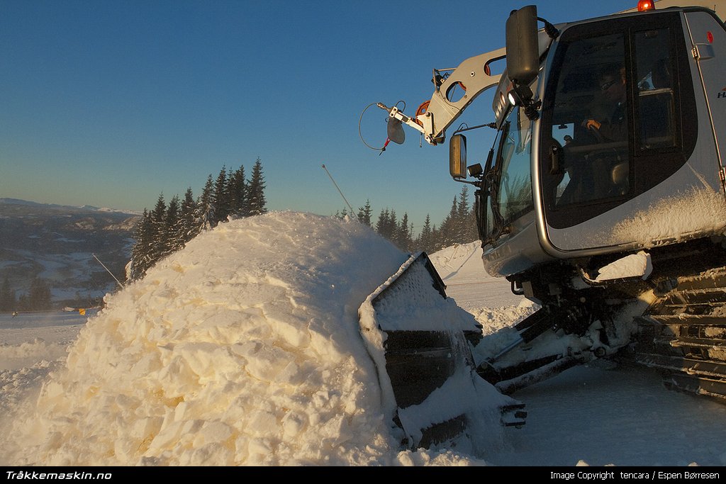 TRYKK FOR � LUKKE VINDUET