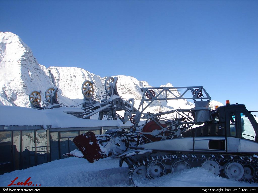 TRYKK FOR � LUKKE VINDUET