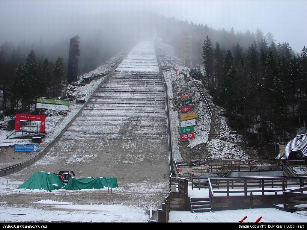 TRYKK FOR � LUKKE VINDUET