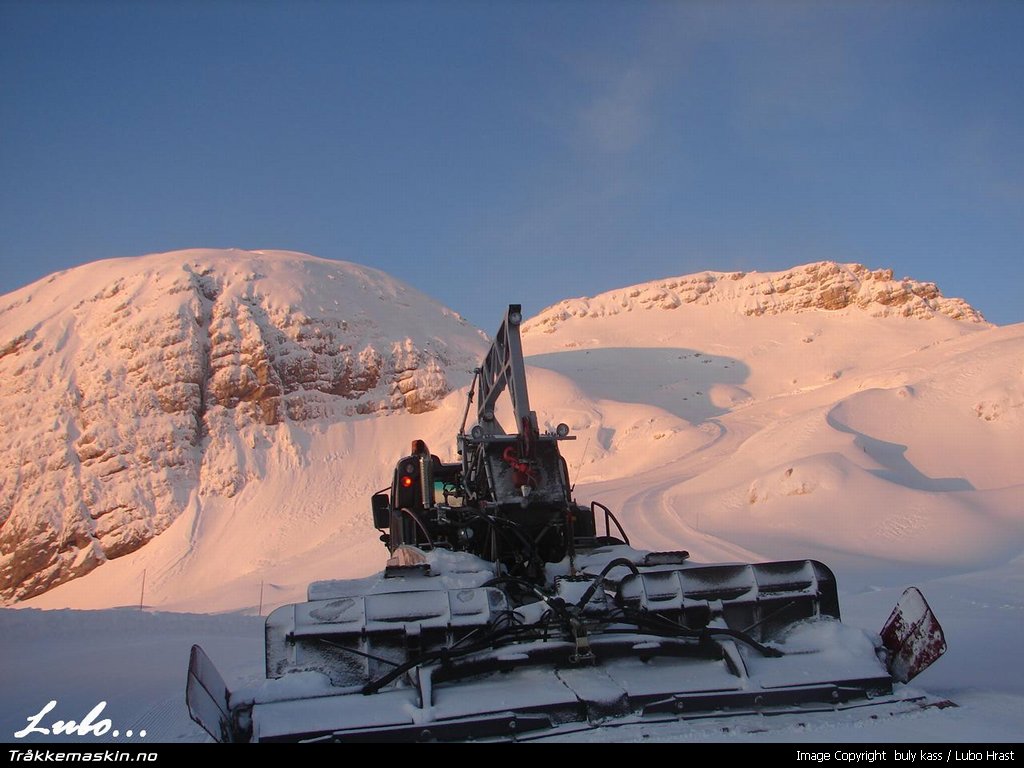 TRYKK FOR � LUKKE VINDUET