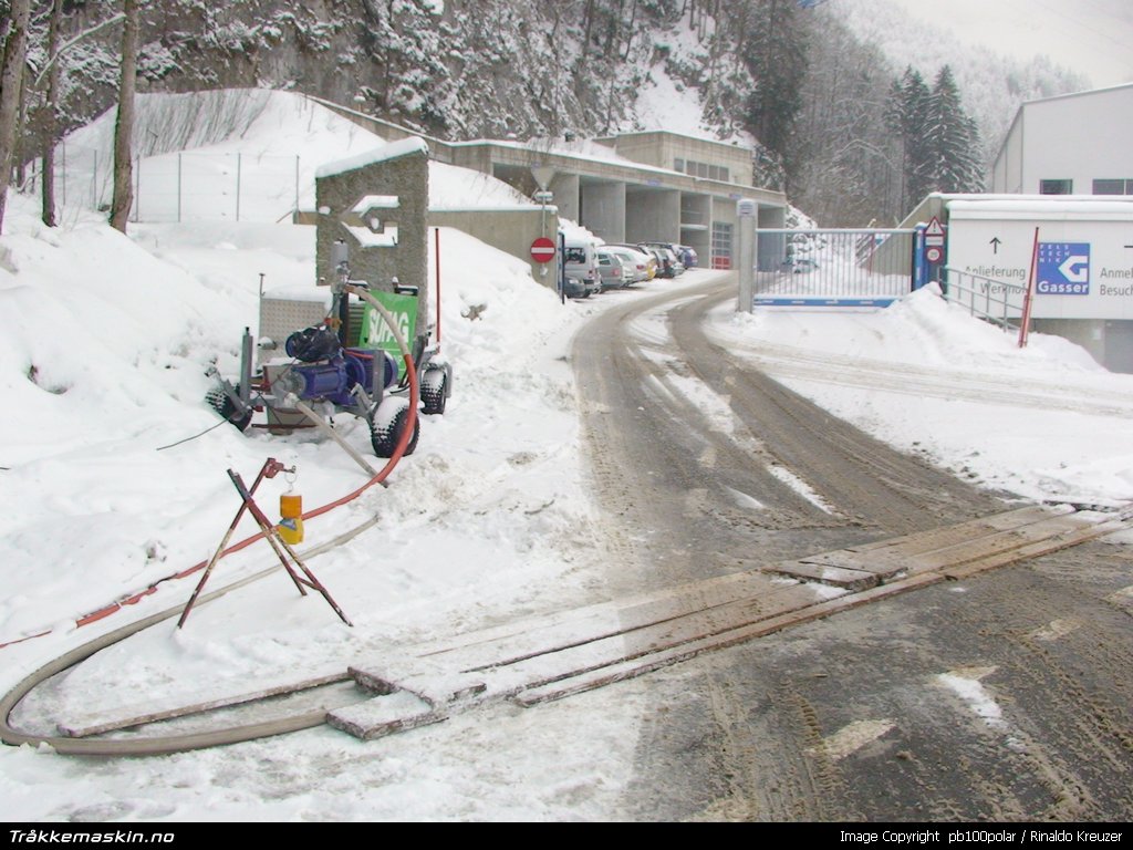 TRYKK FOR � LUKKE VINDUET