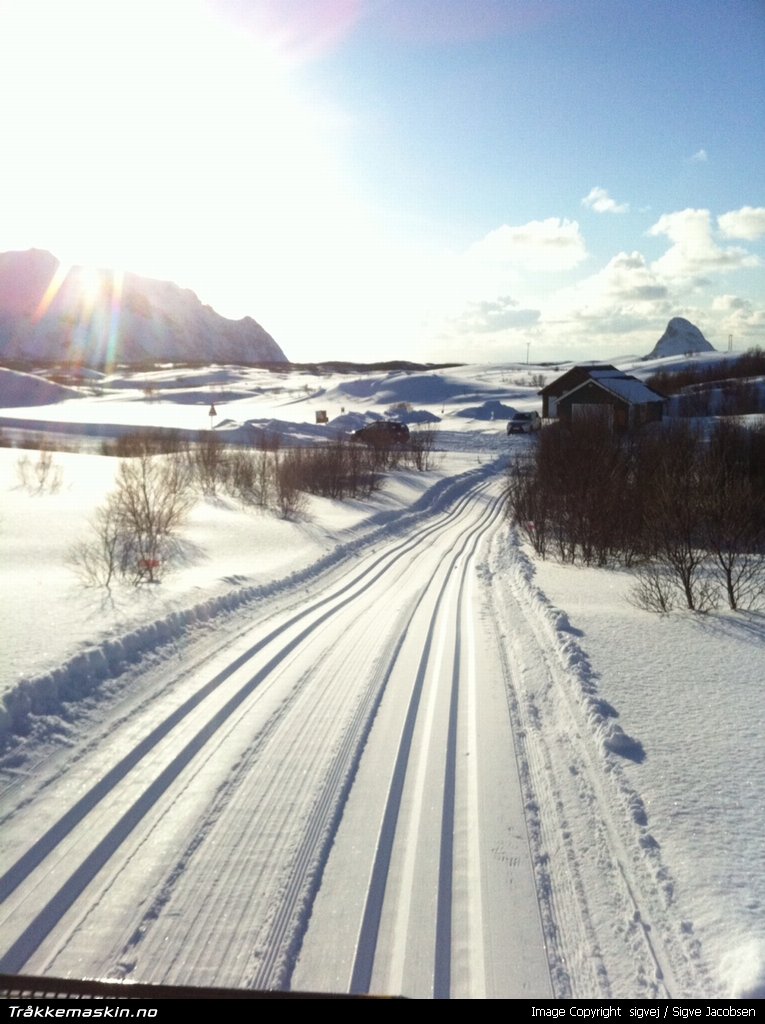 TRYKK FOR  LUKKE VINDUET